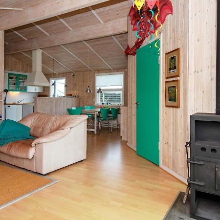 6 Person Holiday Home In Fan Fanø Exteriör bild