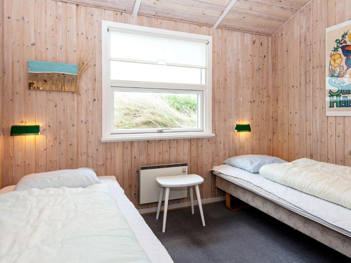 6 Person Holiday Home In Fan Fanø Exteriör bild